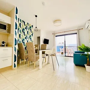 https://sara-4.in-canary-islands.com